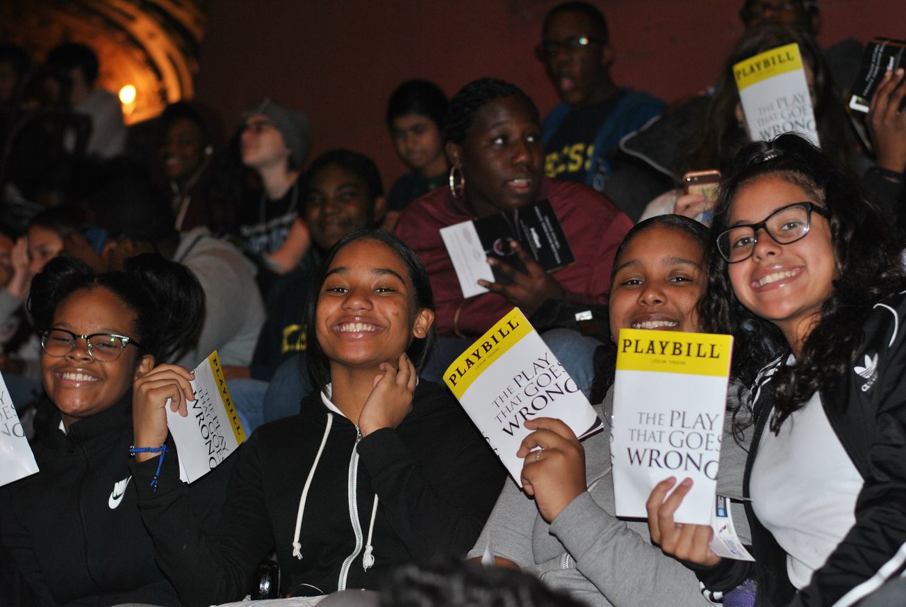 300 NYC Public School Children Go Behind the Scenes on Broadway (VIDEO)